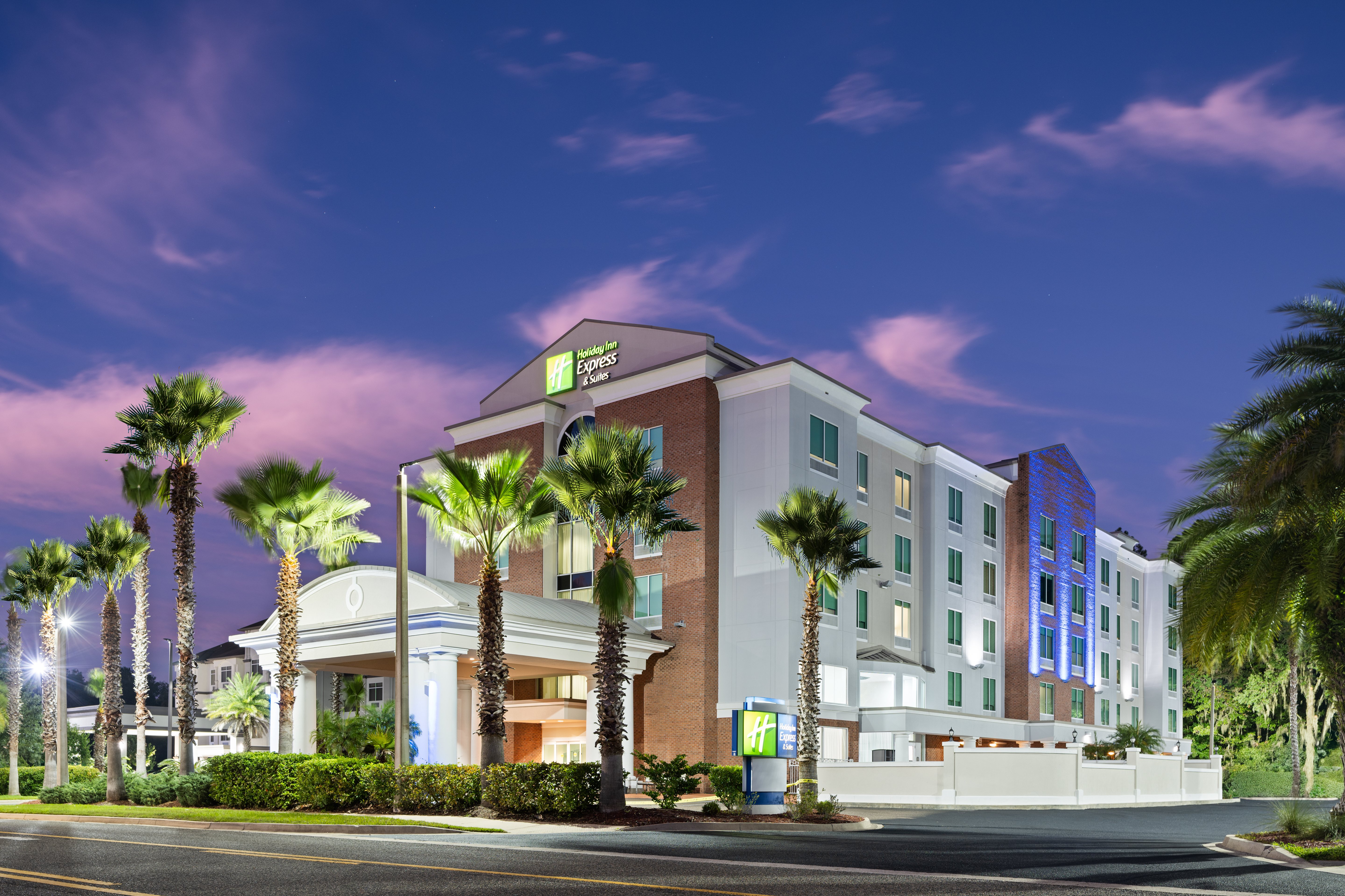 holiday inn express and suites chaffee jacksonville west by ihg