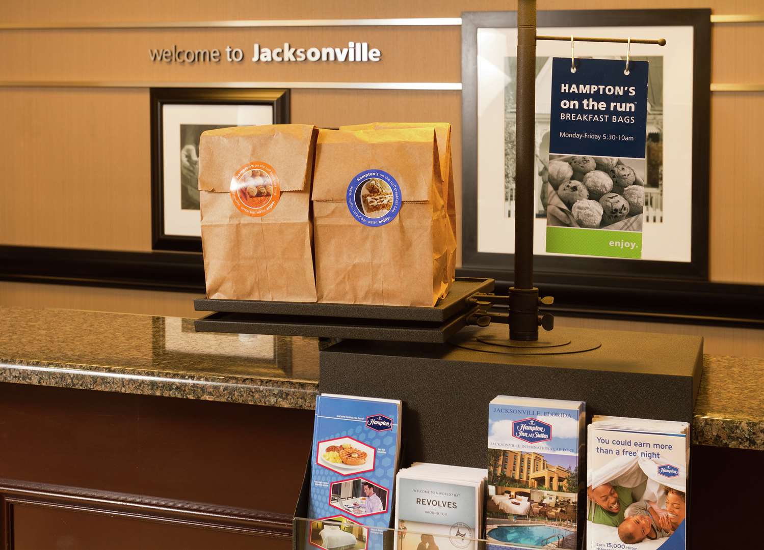 hampton inn suites jacksonville airport