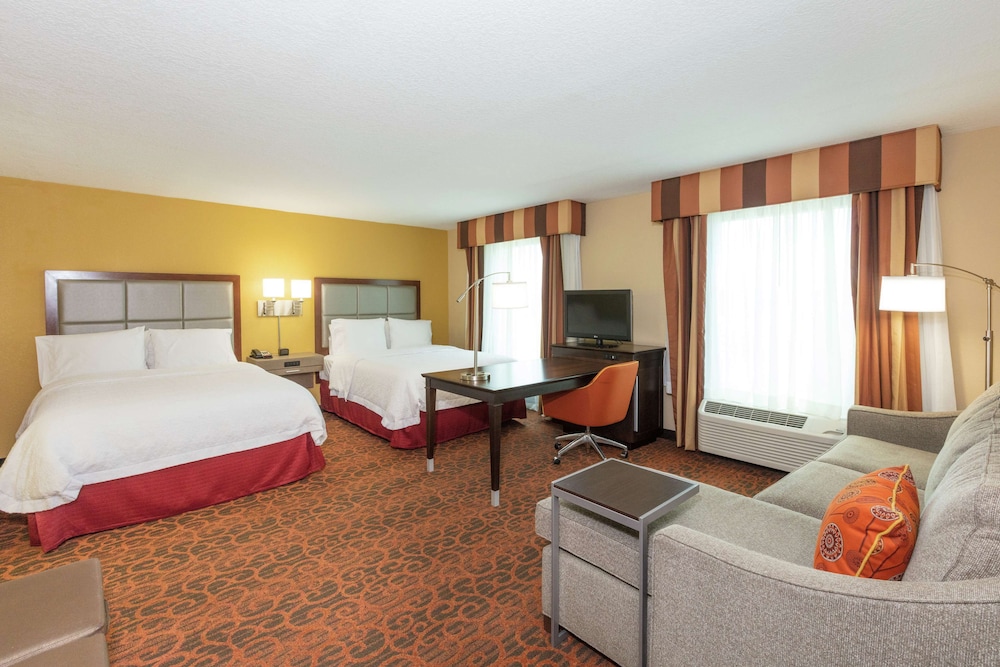hampton inn suites jacksonville airport