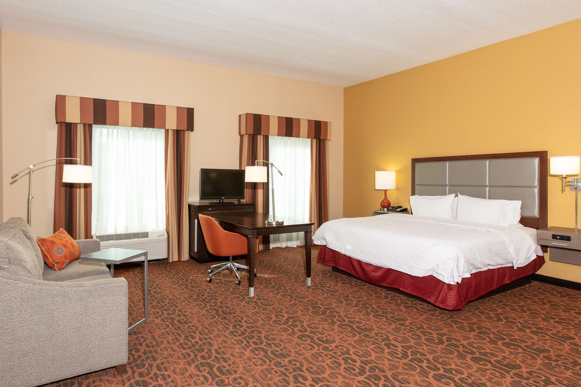 hampton inn suites jacksonville airport