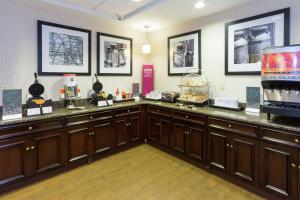 Hampton Inn Suites Jacksonville Airport,Jacksonville>>Duval,3 star