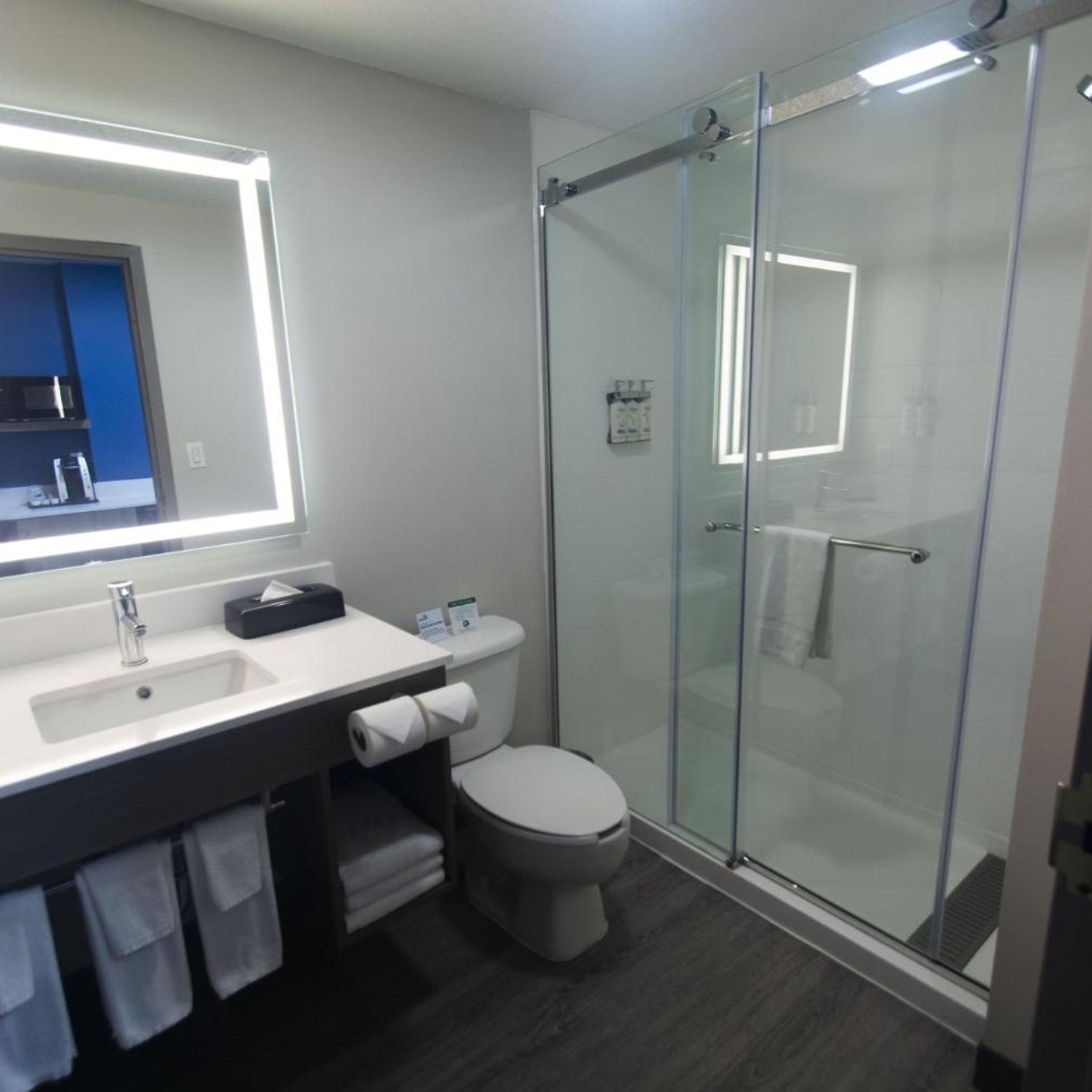 holiday inn express and suites cocoa by ihg