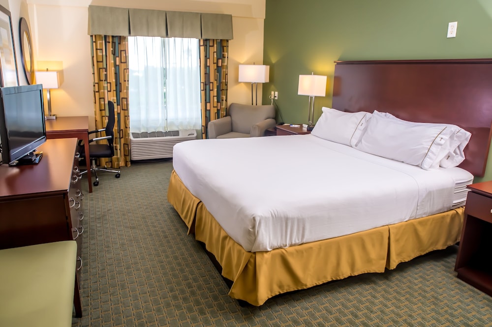holiday inn express and suites cocoa by ihg
