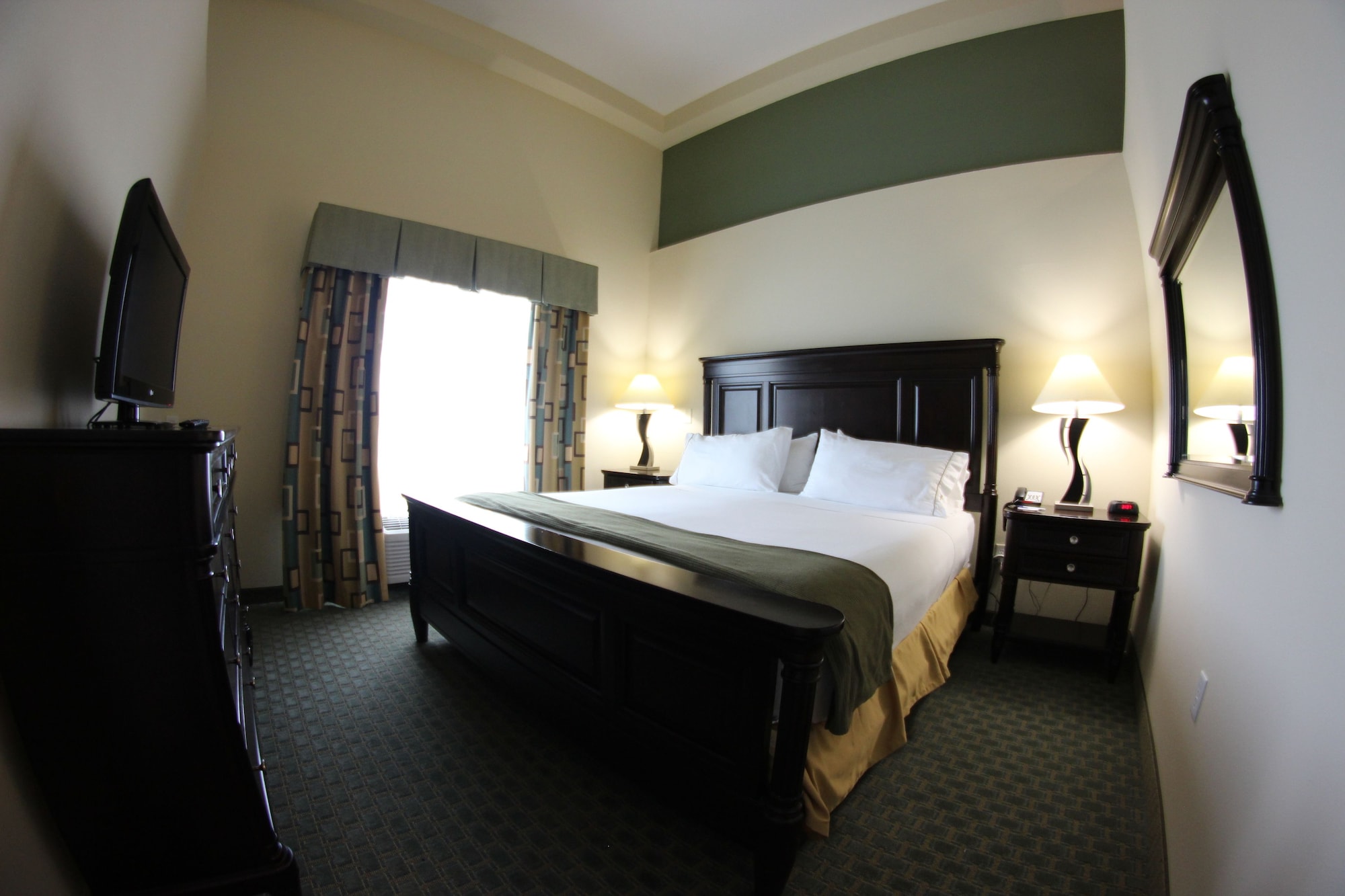 holiday inn express and suites cocoa by ihg