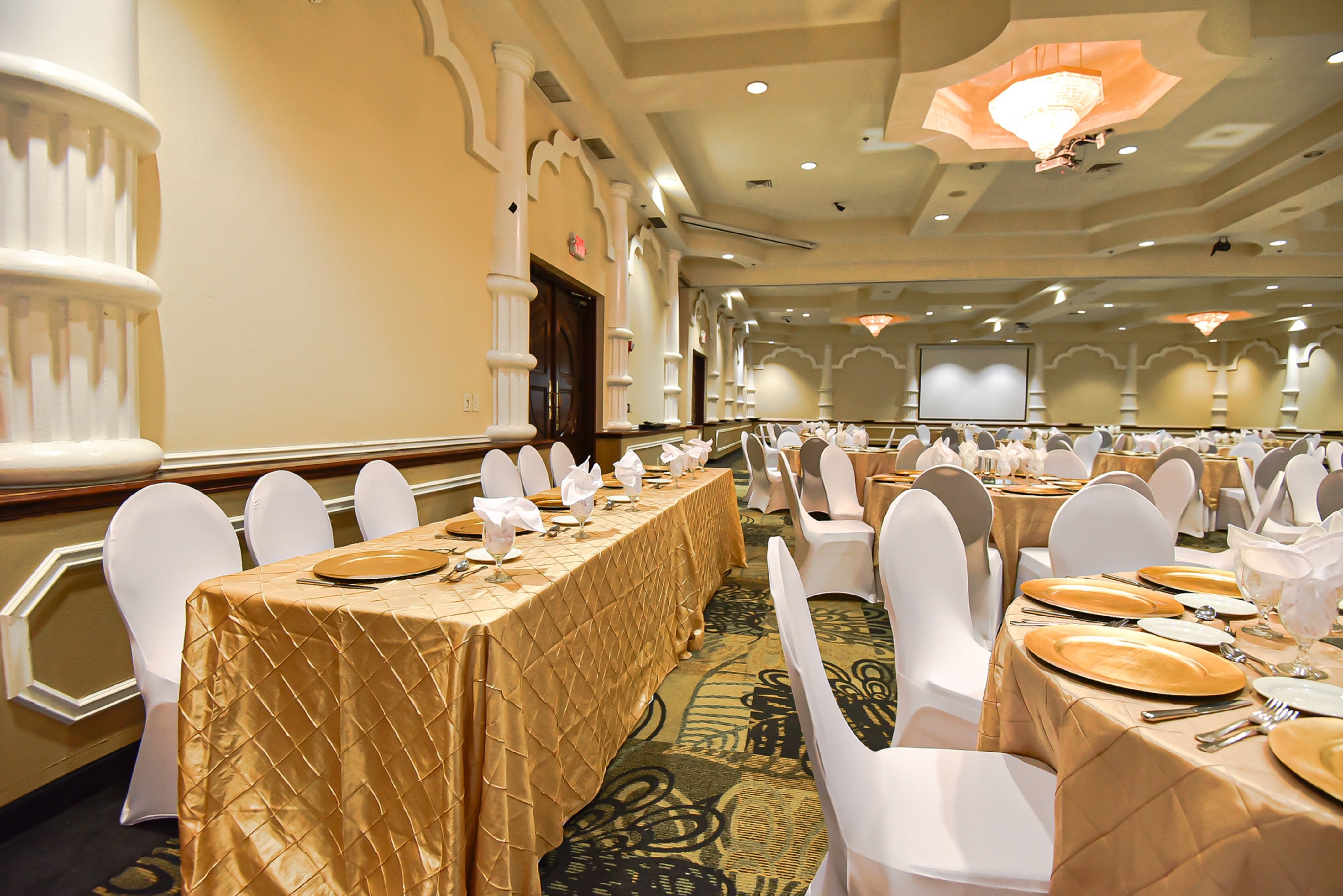 holiday inn express and suites cocoa by ihg
