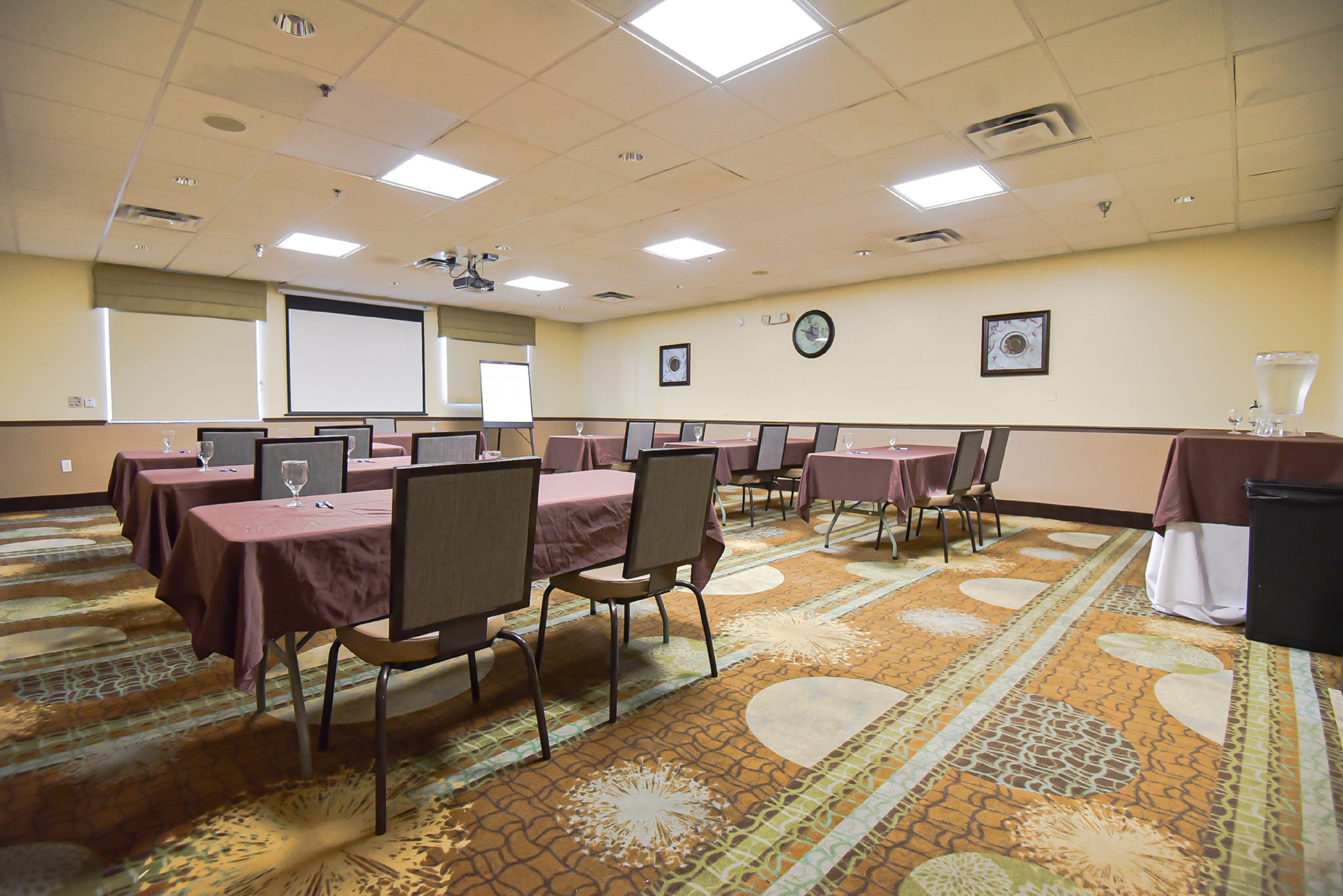 holiday inn express and suites cocoa by ihg