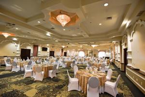 holiday inn express and suites cocoa by ihg