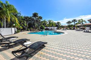 Holiday Inn Express & Suites Cocoa By Ihg,Near Cocoa Expo Sports Center,3 star