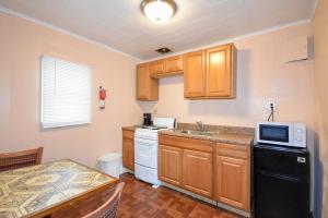 monticello inn framingham