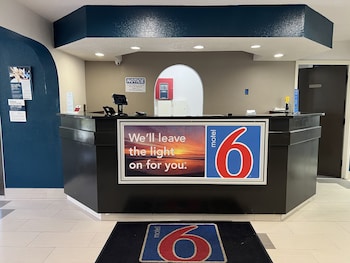 motel 6 simpsonville sc greenville
