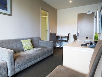 tetra serviced apartments by castle