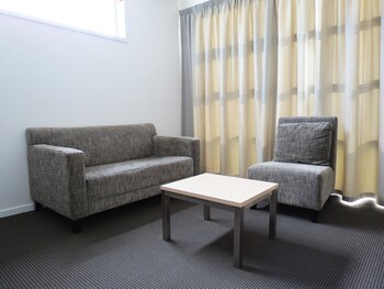 tetra serviced apartments by castle