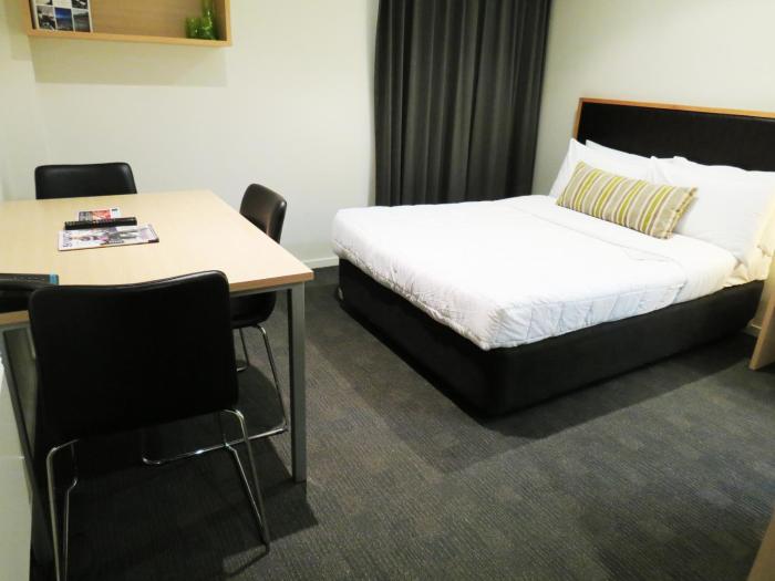 tetra serviced apartments by castle