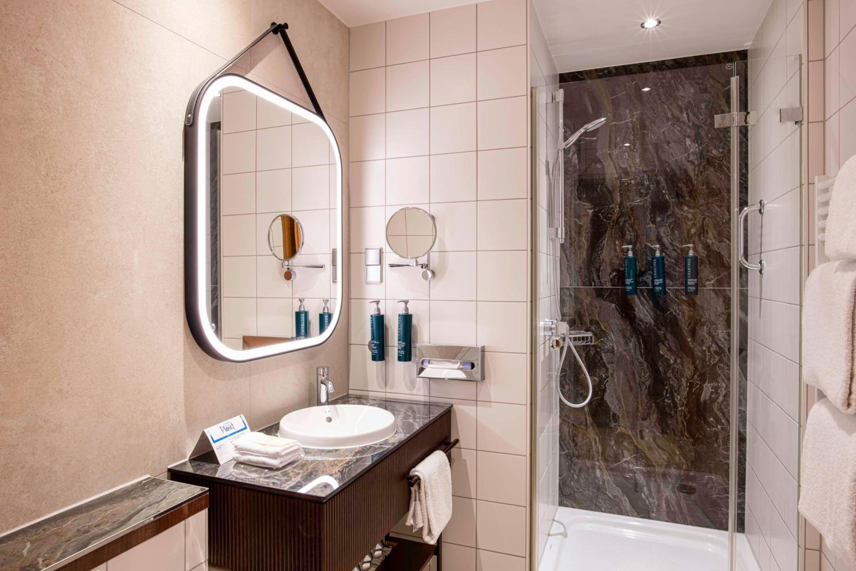 hilton cologne