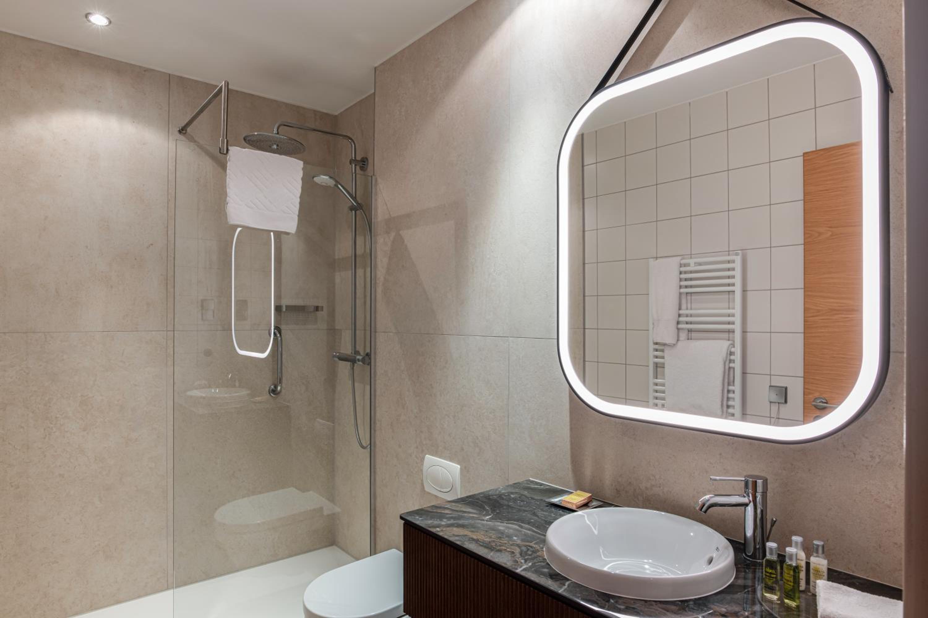 hilton cologne