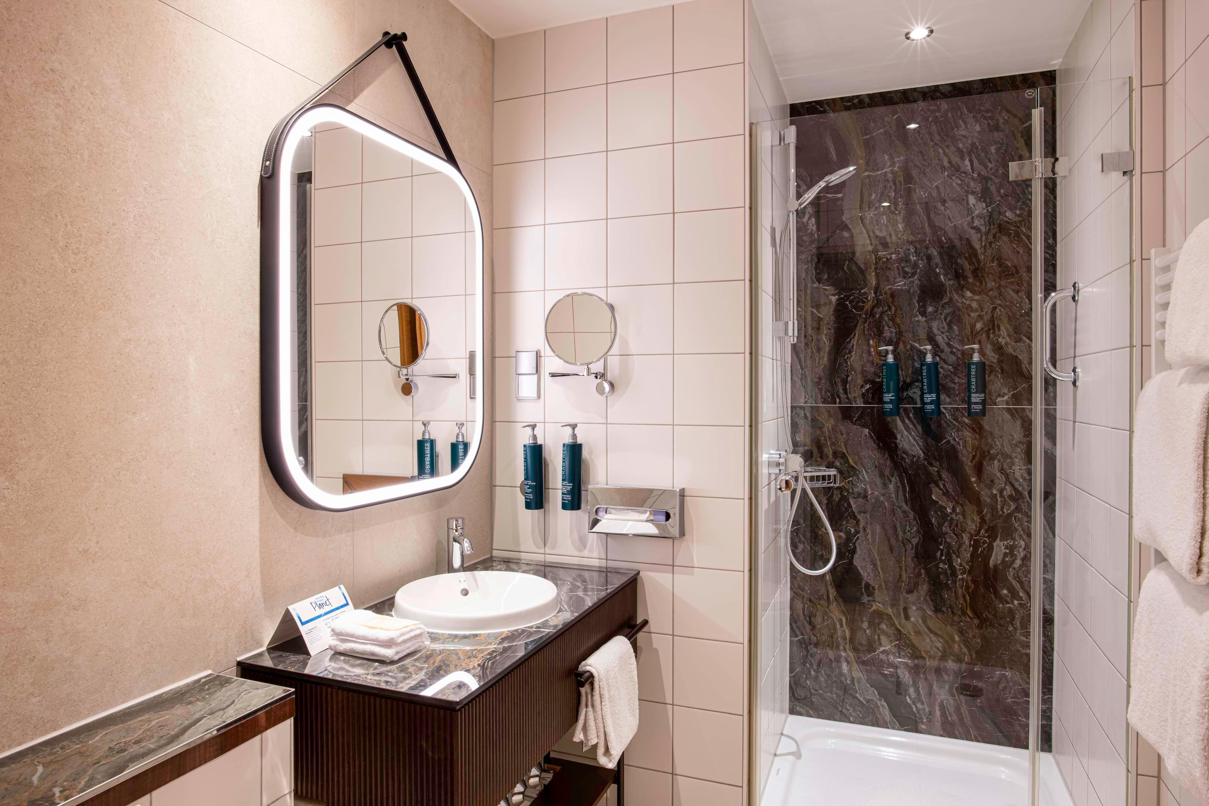hilton cologne