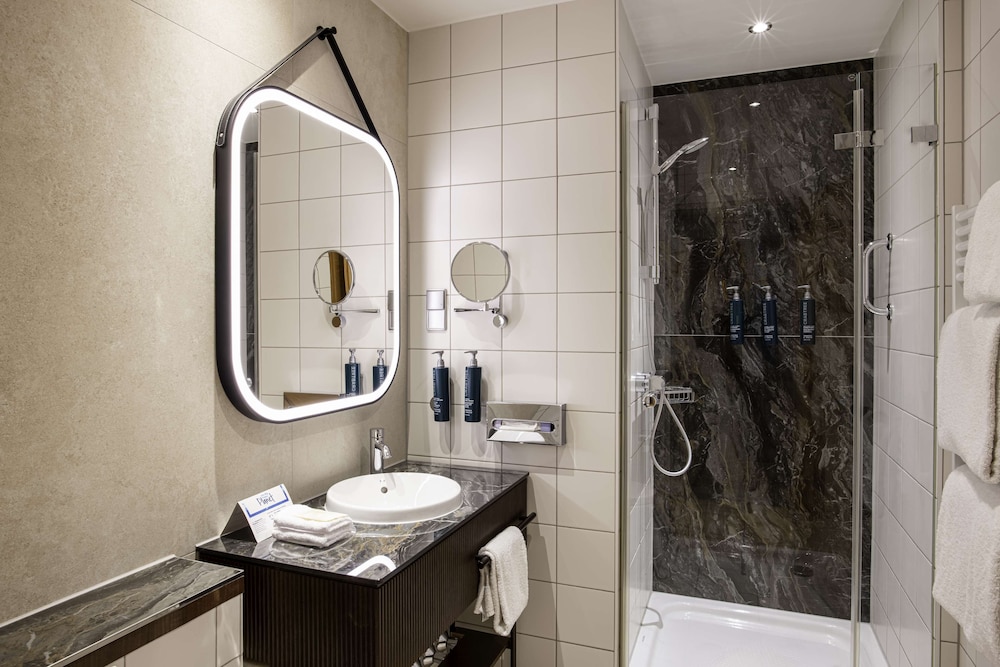 hilton cologne