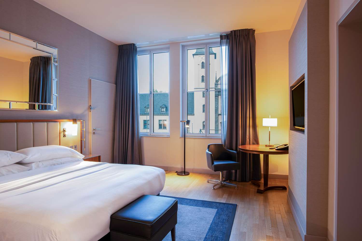 hilton cologne