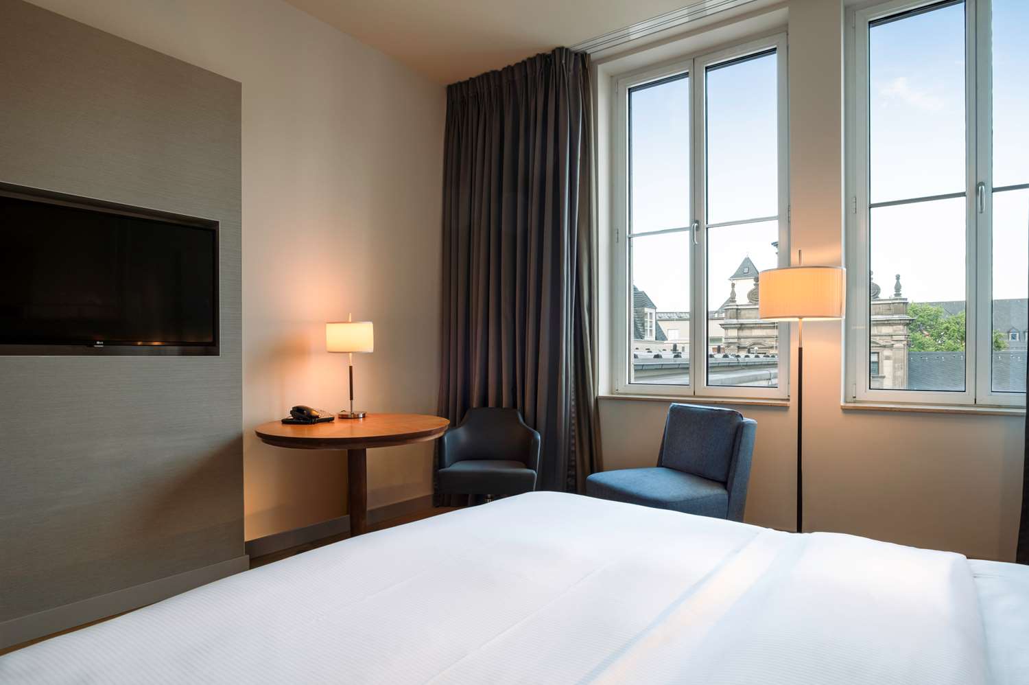 hilton cologne