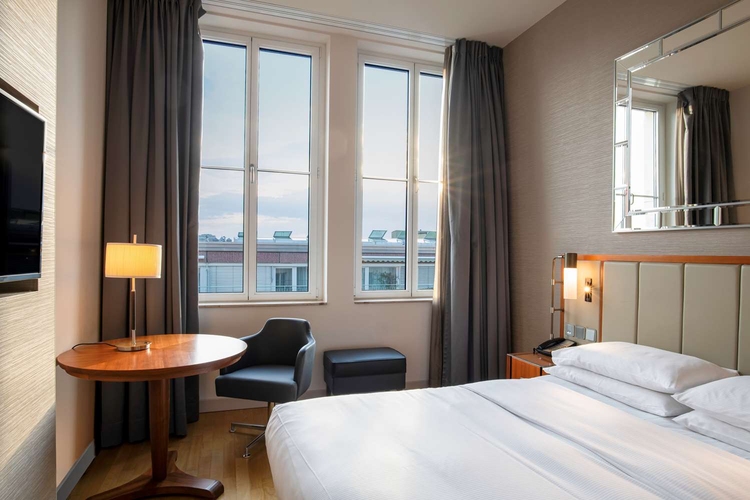 hilton cologne
