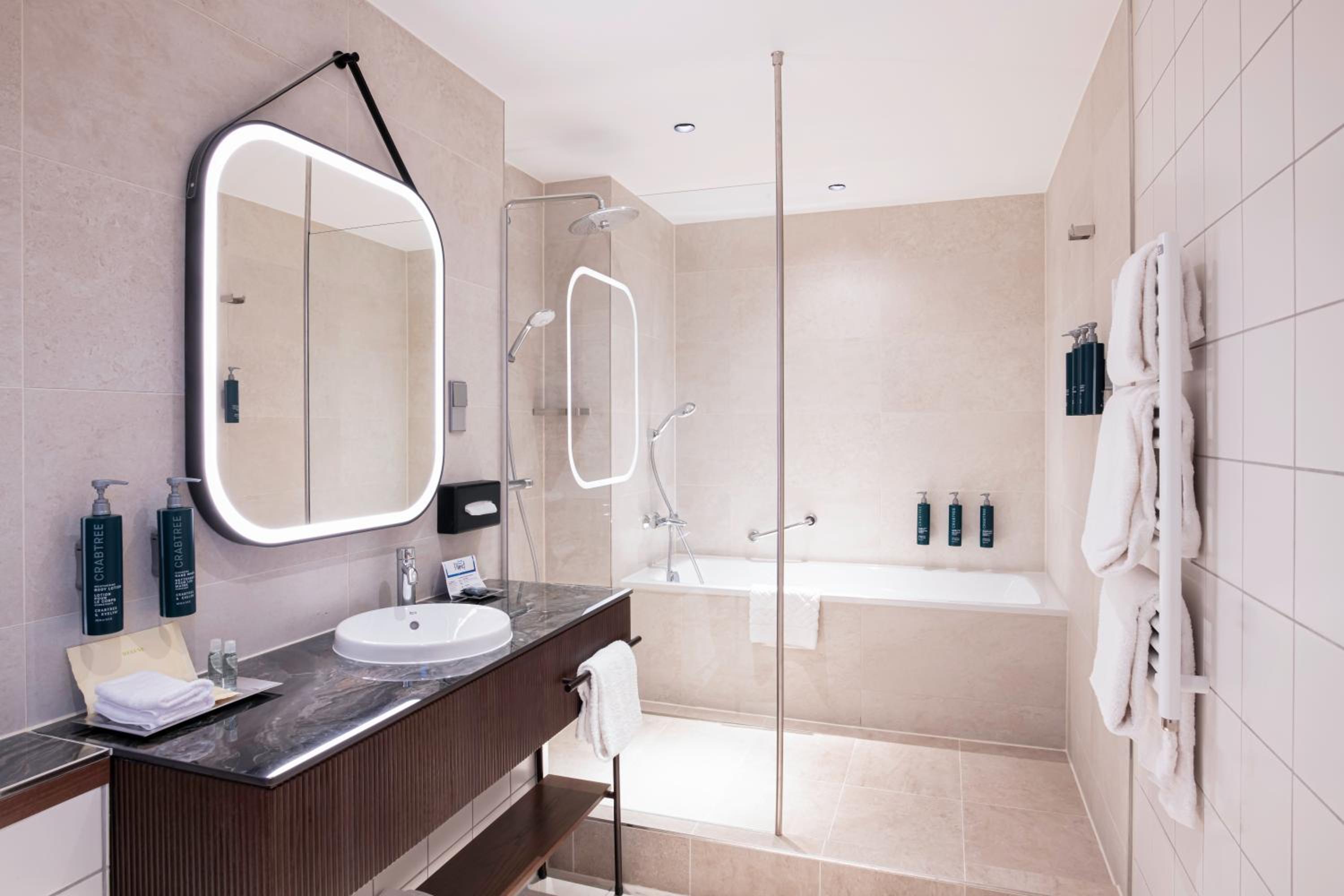 hilton cologne