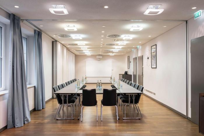 hilton cologne