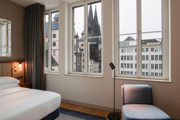 hilton cologne
