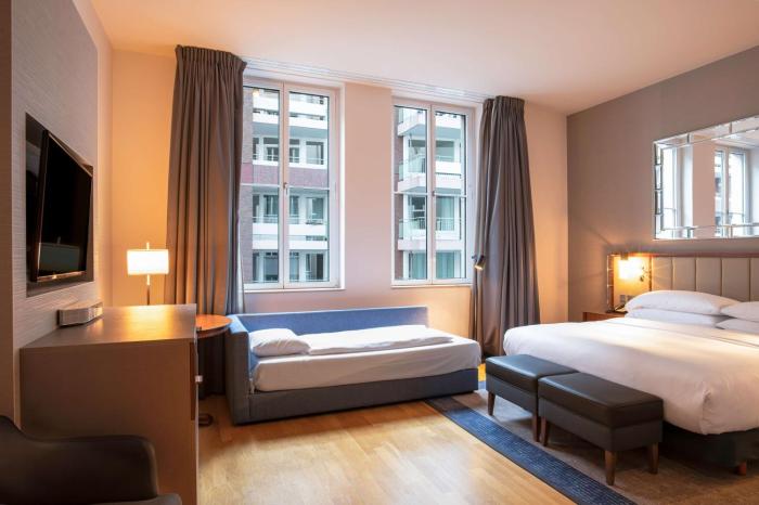 hilton cologne