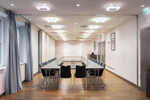 hilton cologne