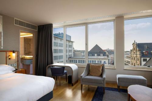hilton cologne