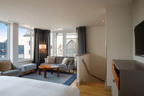 hilton cologne