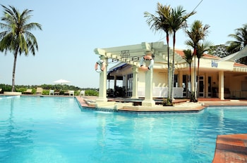 riverside serviced apartments
