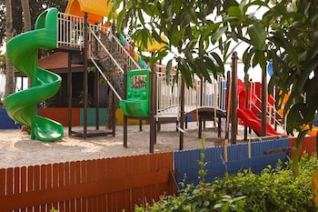 riverside serviced apartments