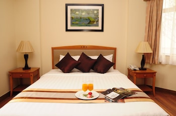 riverside serviced apartments