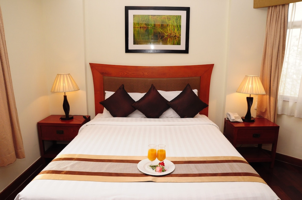 riverside serviced apartments