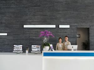 Novotel Living Saigon South,In District 7 (Phu My Hung),4 star