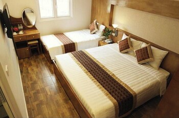 v central hotel