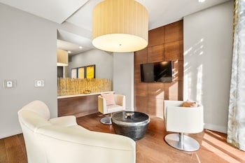 kasa love field medical district dallas