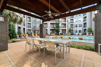 kasa love field medical district dallas