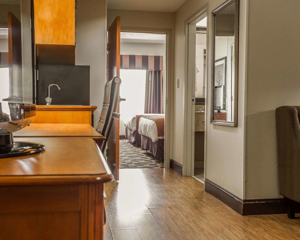 comfort suites columbia at harbison