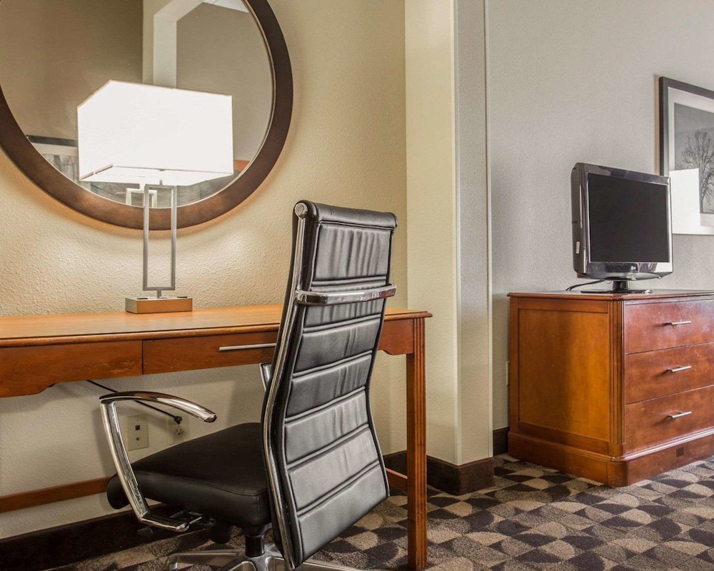 comfort suites columbia at harbison