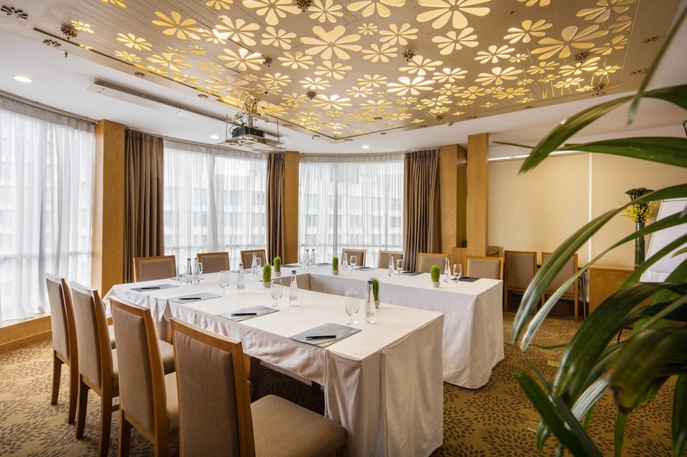 paradise saigon boutique hotel and spa