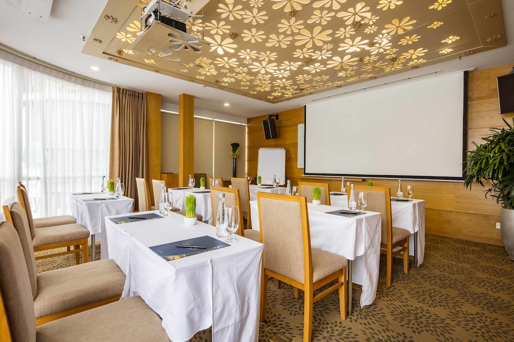 paradise saigon boutique hotel and spa