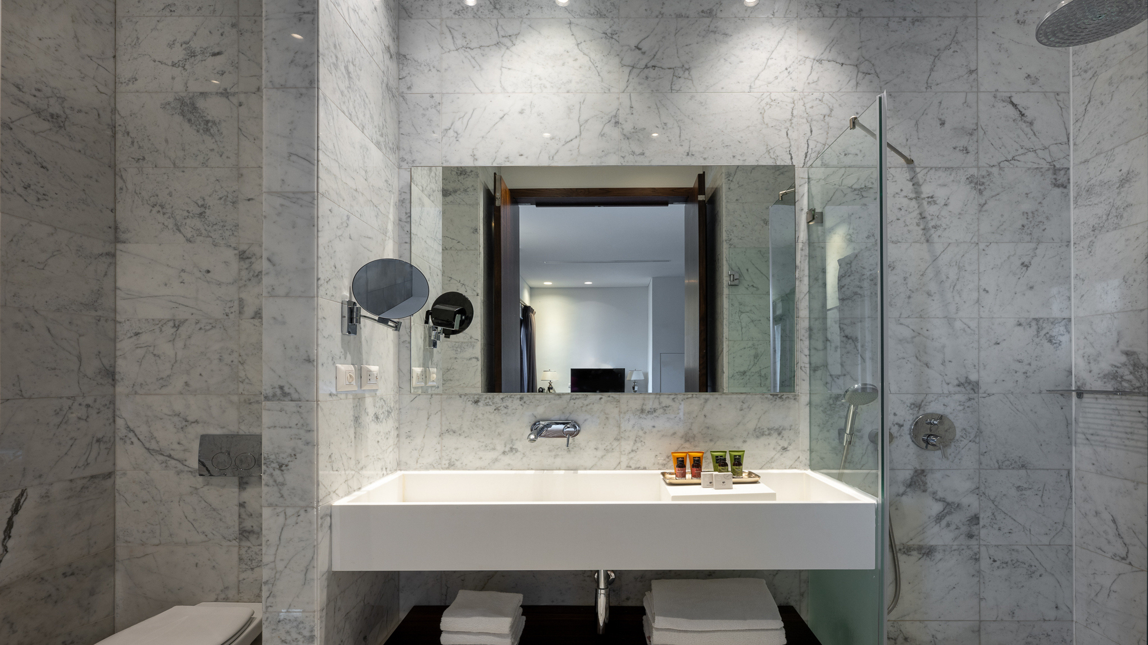 hotel indigo tel aviv diamond district by ihg