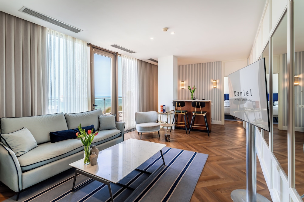 daniel hotel herzliya