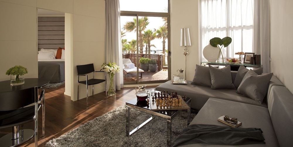 daniel hotel herzliya