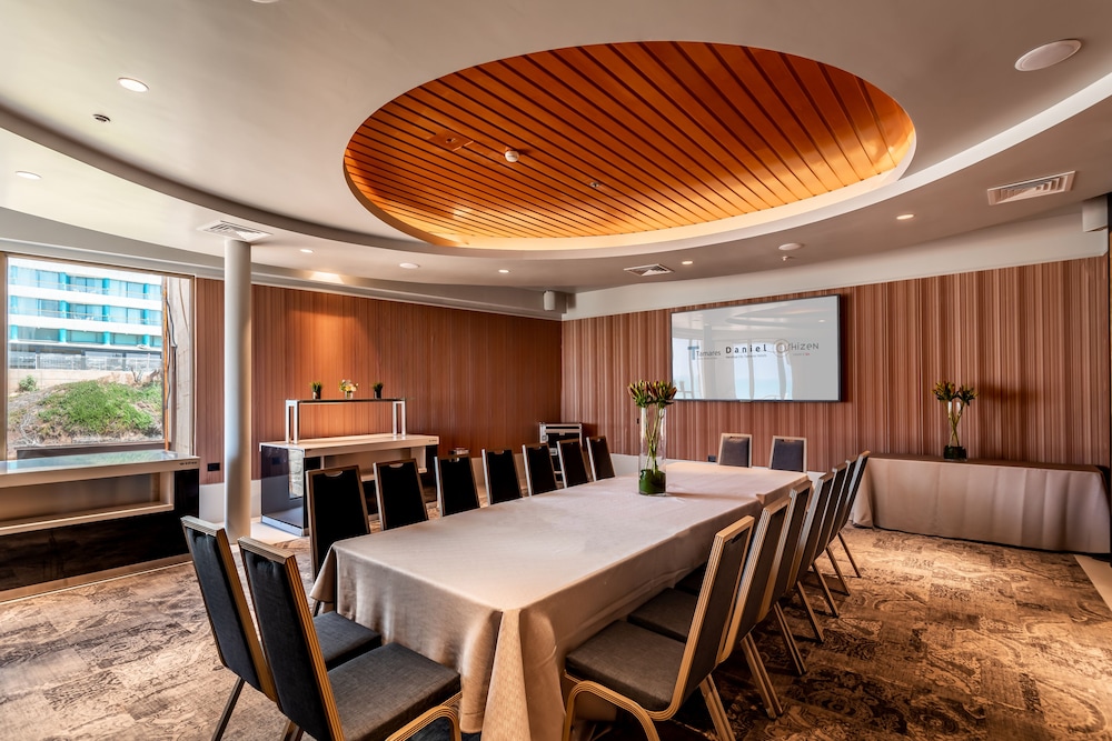 daniel hotel herzliya