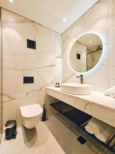 rimonim shalom jerusalem