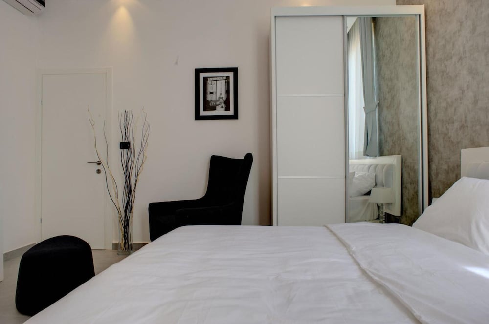 residence suites hotel