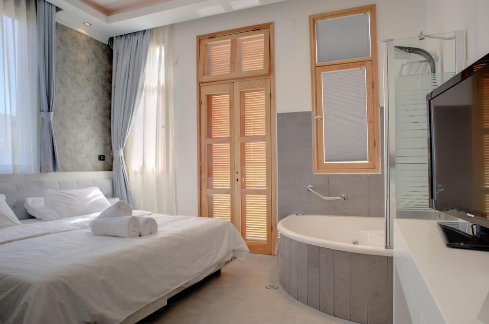 residence suites hotel